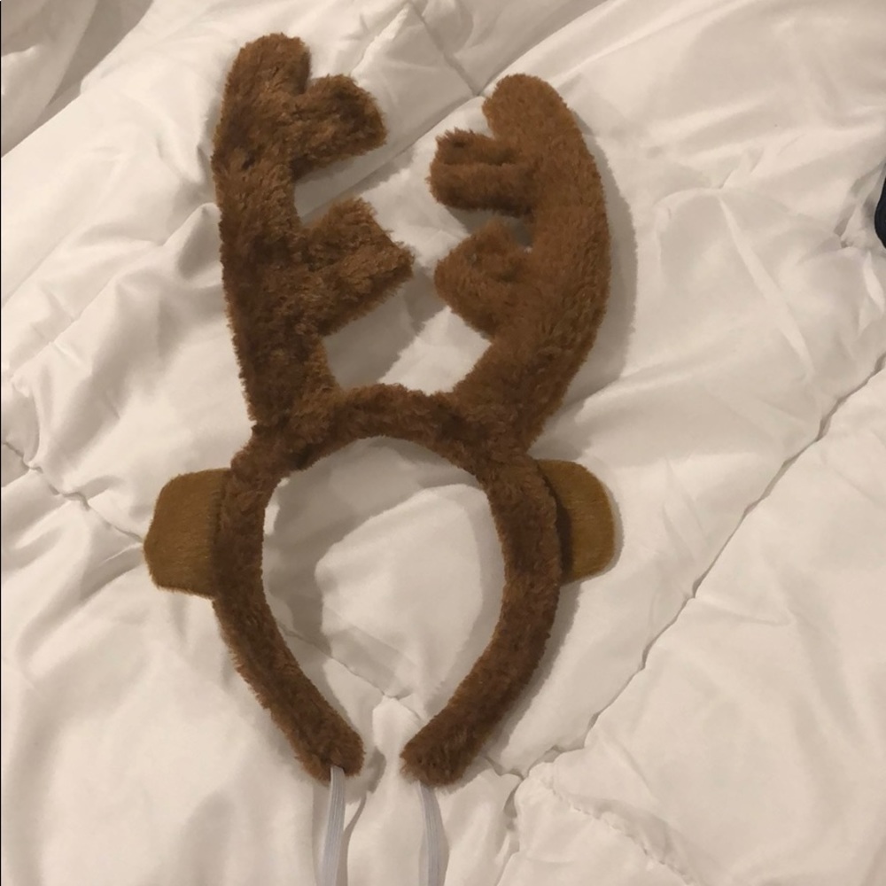 Reindeer antler headband 😉